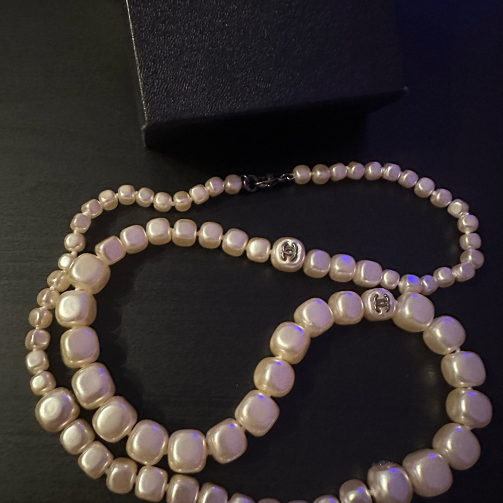 Chanel unique square faux pearl long necklace with black cc